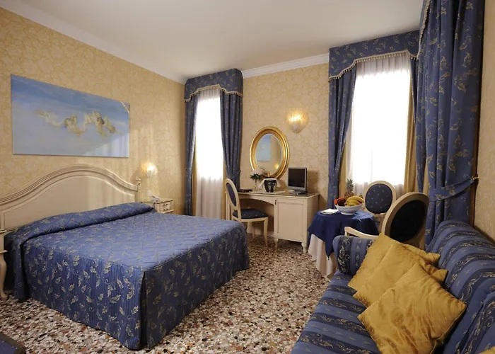 Ca' Formenta Hotell 3*