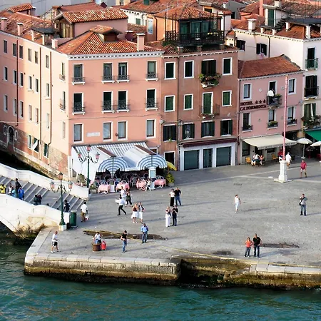 Szálloda Ca' Formenta 3*